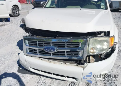 2009 Ford Escape Xlt from USA, damaged, VIN 1FMCU93G69KA85986